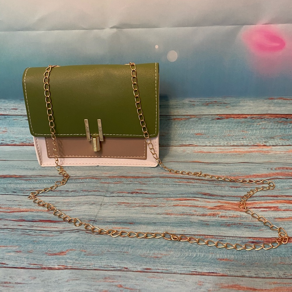 Mini green